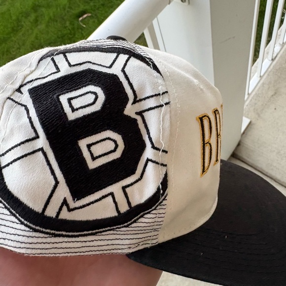 Vintage 90s Boston Bruins Sports Specialties Laser Snapback Hockey NHL Classic - Picture 5 of 6